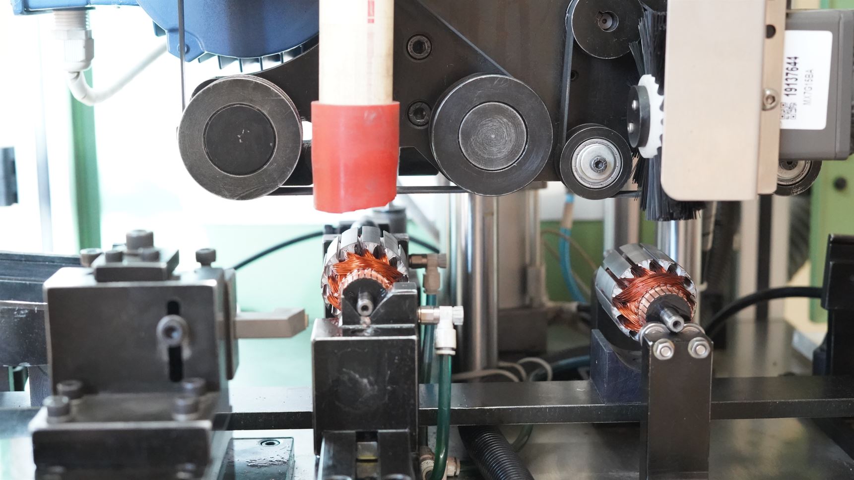 Commutator Turning & Brushing Machine